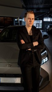 Auto-Centerissä asiointi sujuu kuin tanssi!🕺🏼 Valtteri Palin pyörähteli uusituissa tiloissamme ja sai työntekijätkin m...