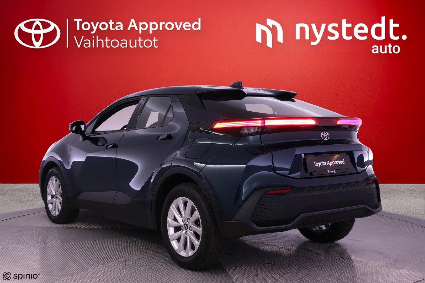 Toyota C-HR 2,0 Plug-in Hybrid Active 2025, bild 2/92