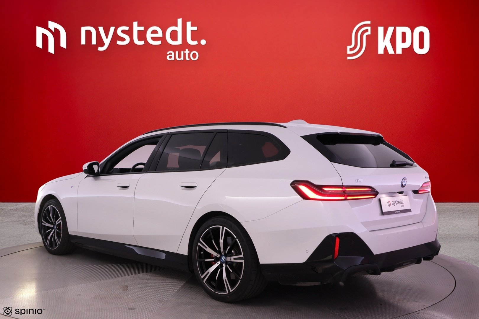 BMW i5 G61 Touring xDrive40 M Sport Pro 2025, photo 2/120