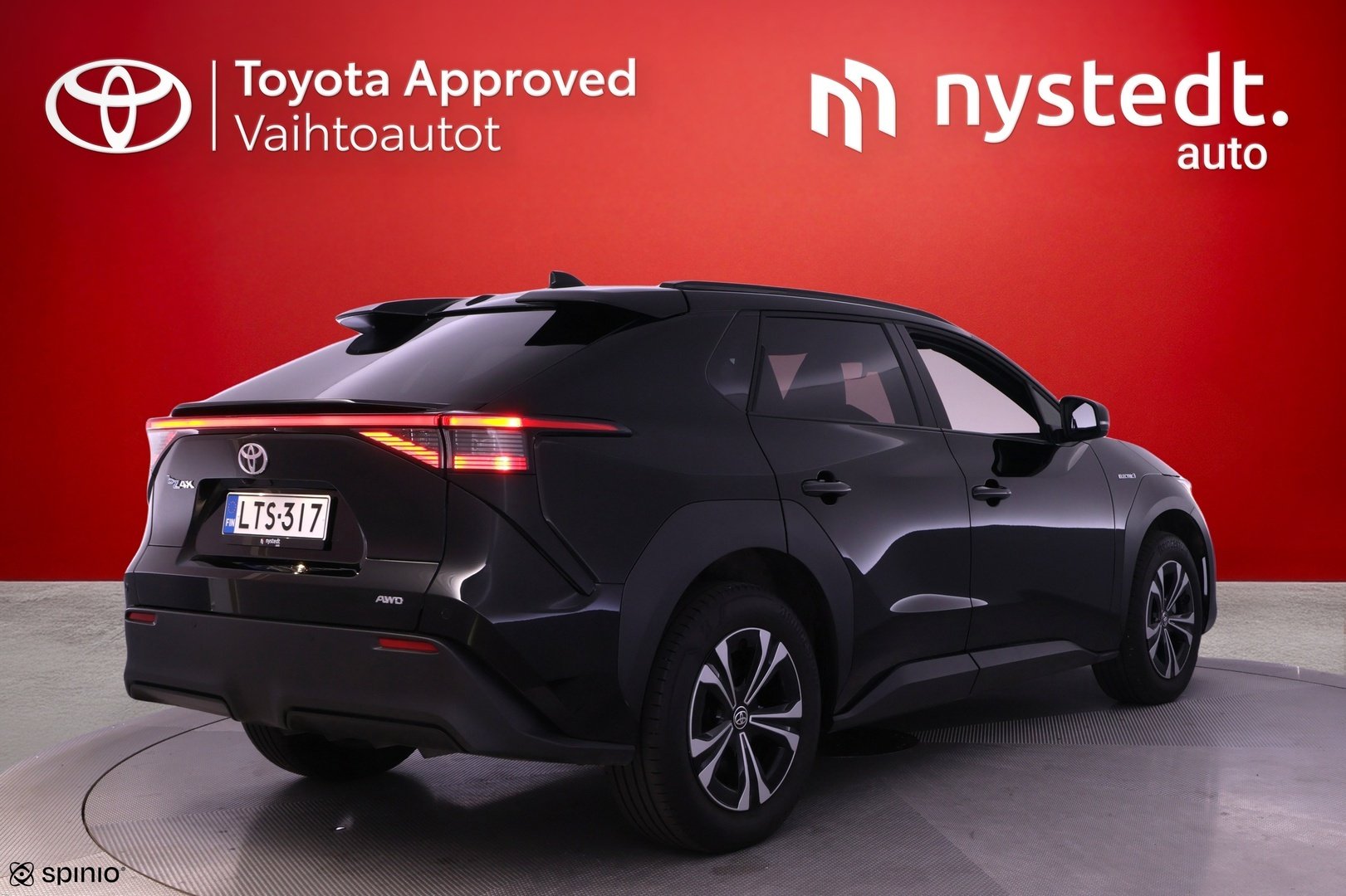 Toyota bZ4X Style AWD 2023, kuva 5/102