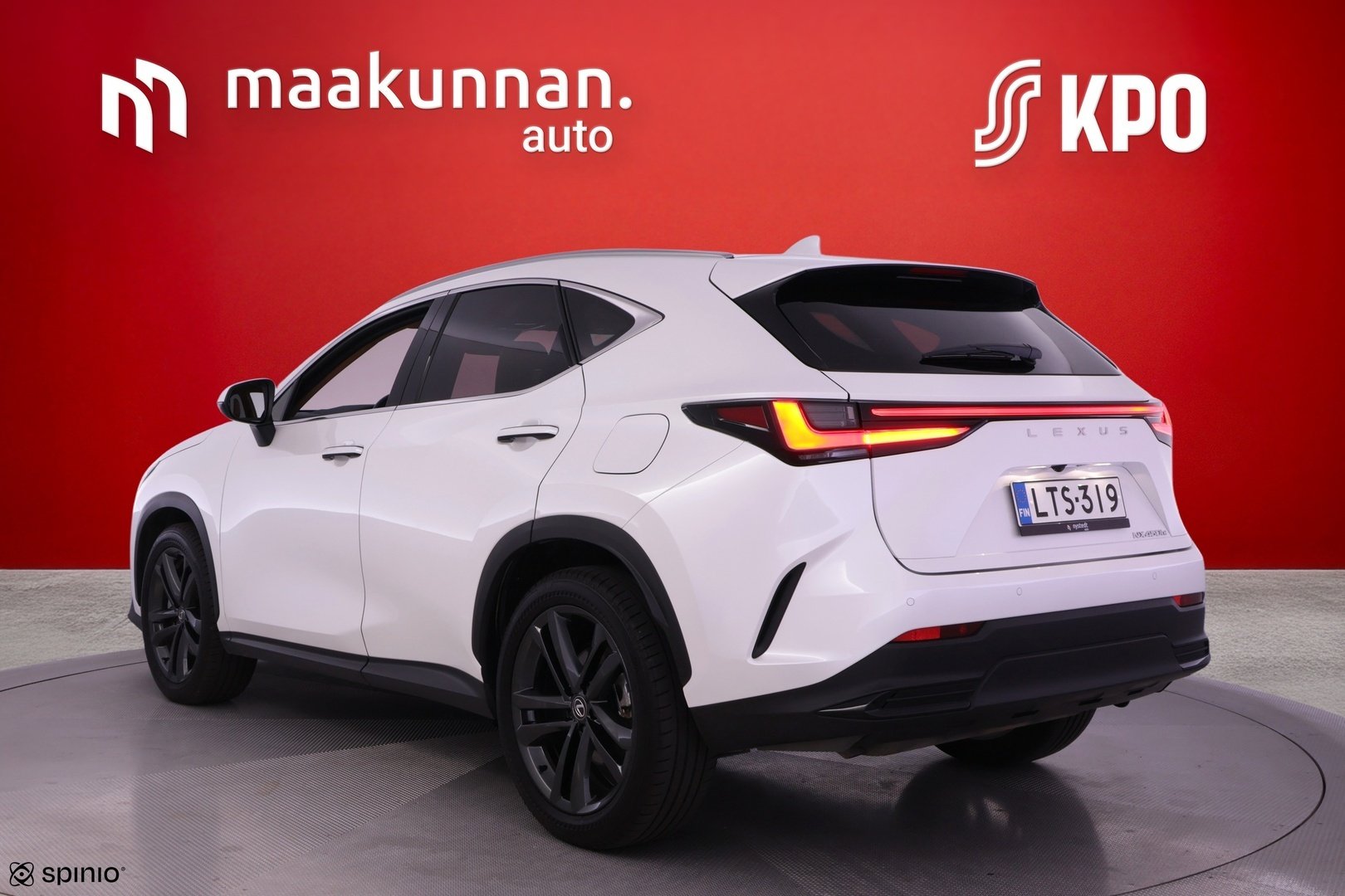 Lexus NX 450h+ AWD Executive 2025, photo 2/112