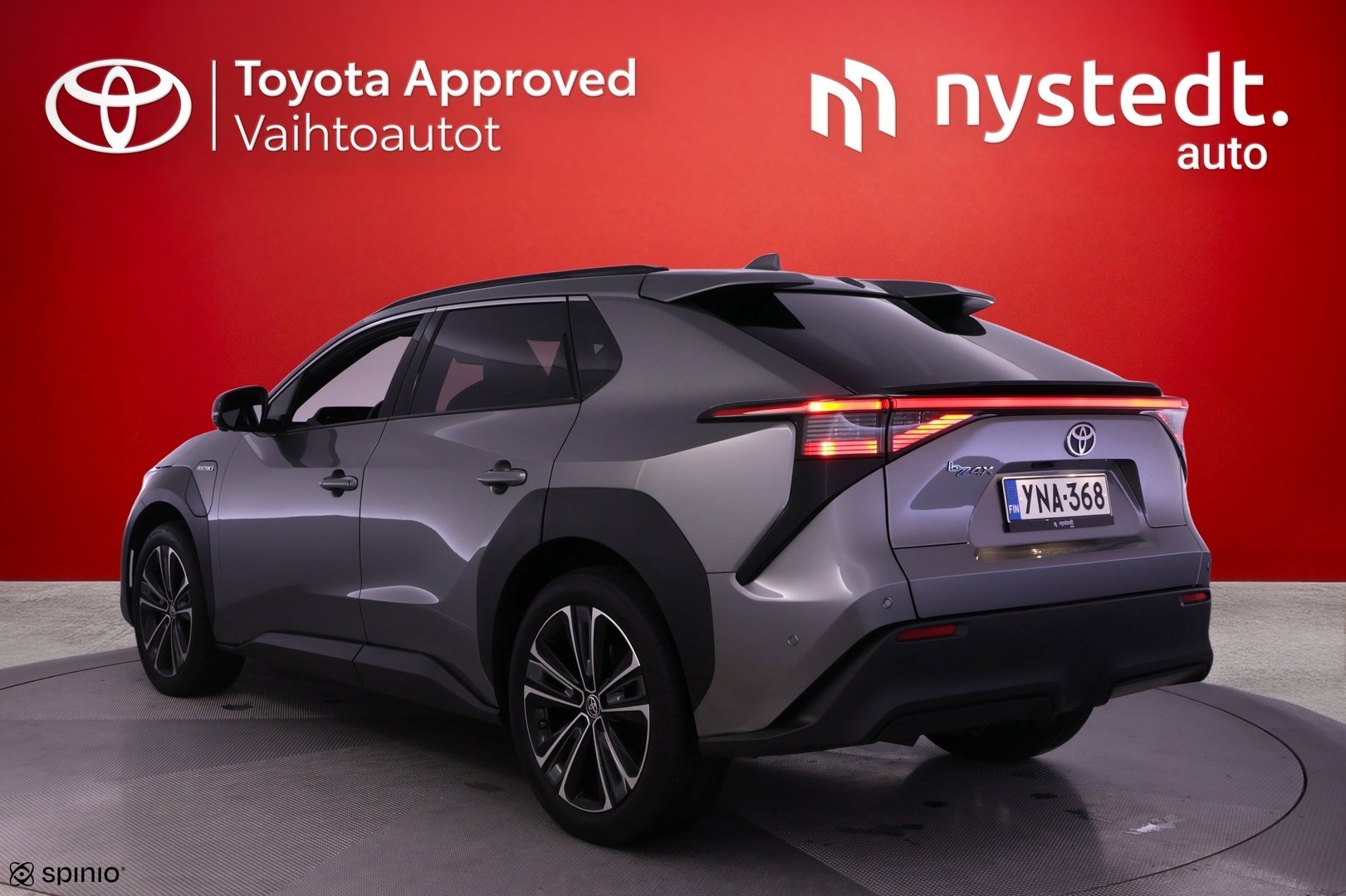 Toyota bZ4X Premium AWD 2023, bild 2/102